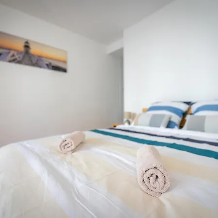 Appartamento La Rochelle - Deux Pour 10 Personnes *